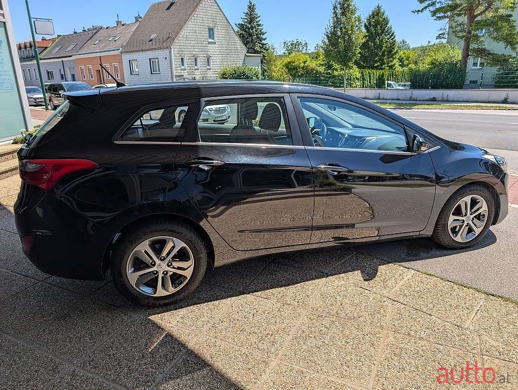 2015' Hyundai i30 photo #6