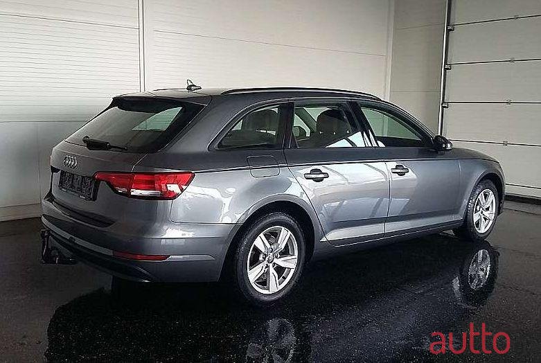 2017' Audi A4 photo #1