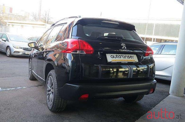 2013' Peugeot 2008 photo #1