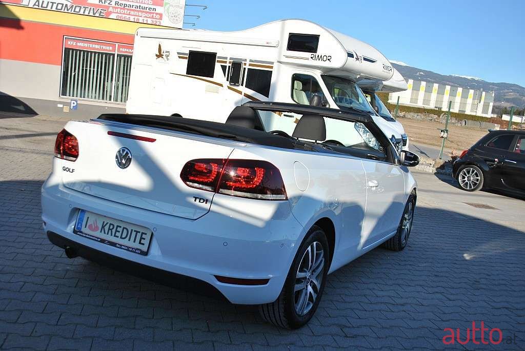 2015' Volkswagen Golf photo #4