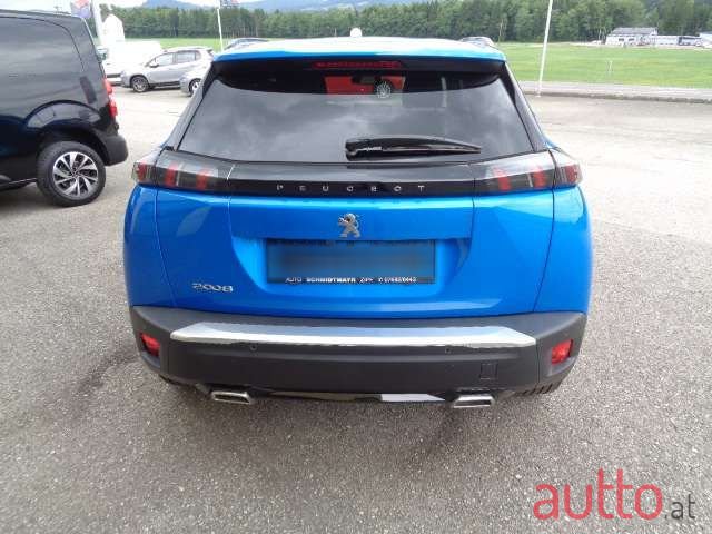 2023' Peugeot 2008 photo #4