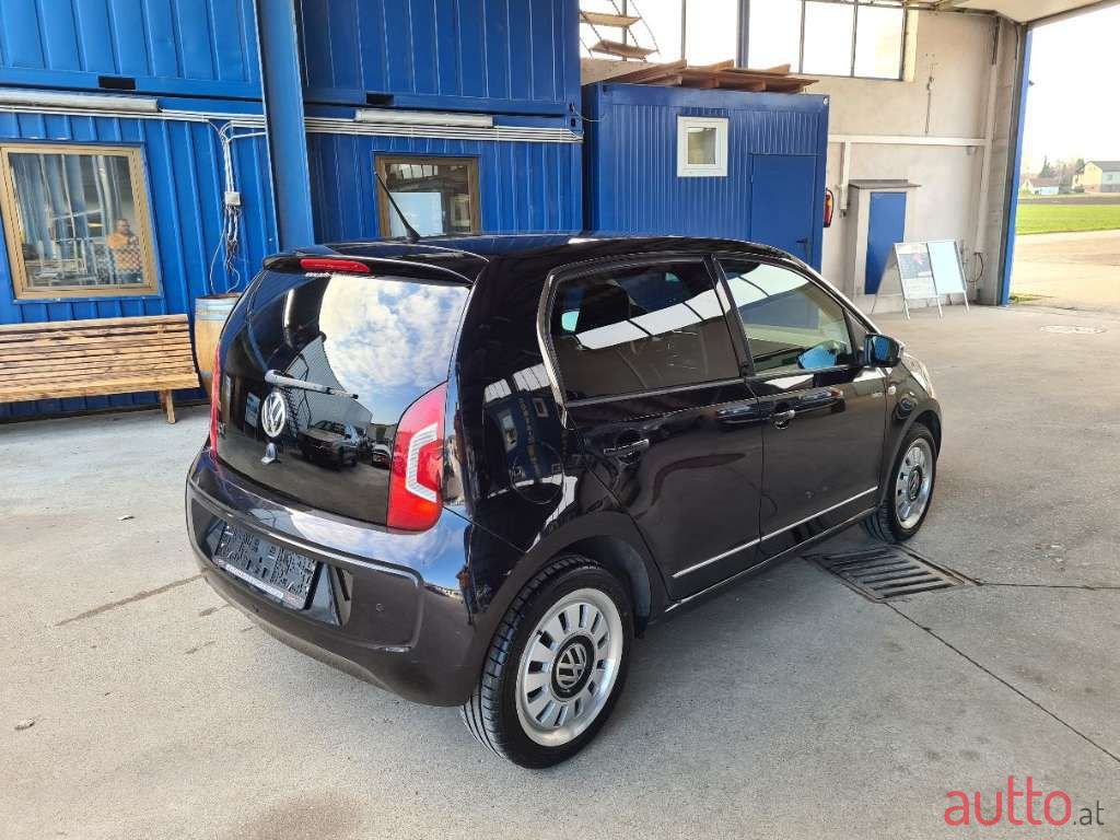 2014' Volkswagen Up! photo #5