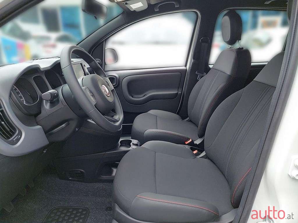 2022' Fiat Panda photo #5
