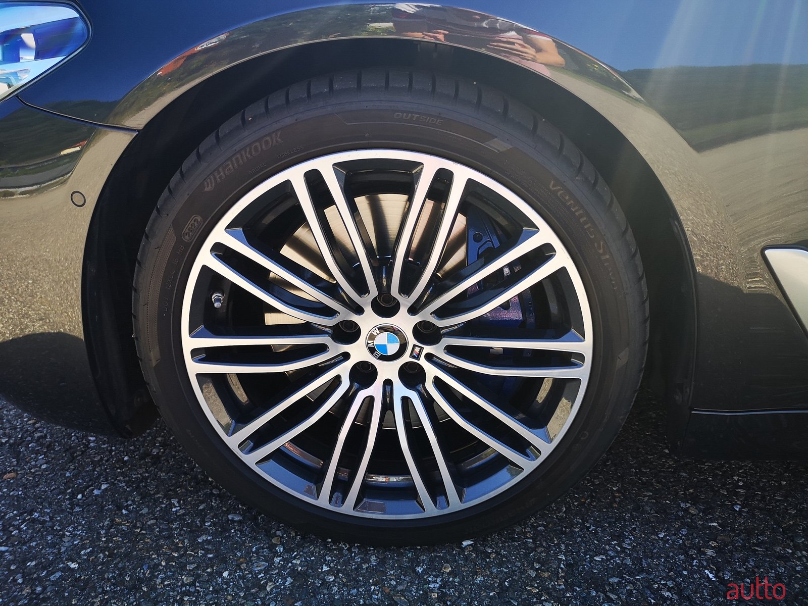 2018' BMW 540 photo #7