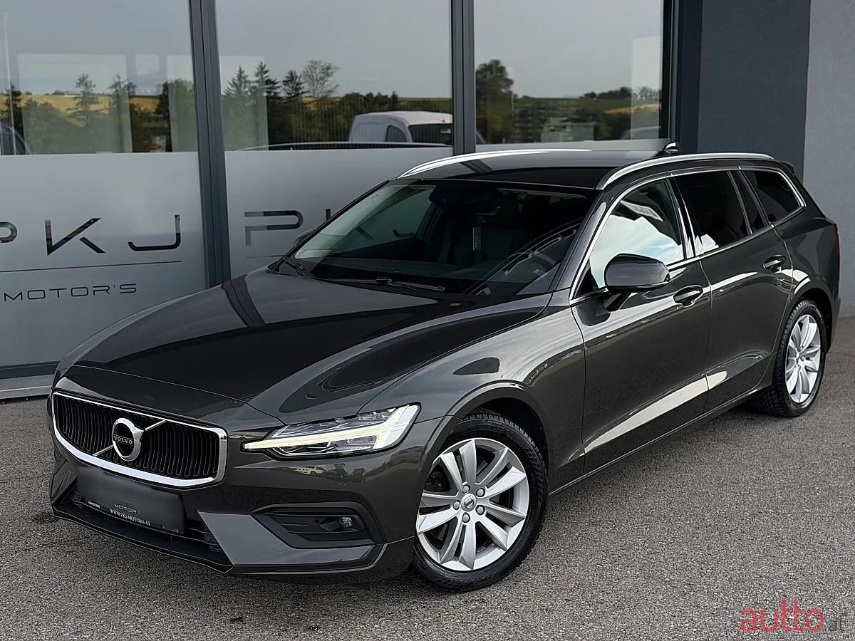 2020' Volvo V60 photo #1