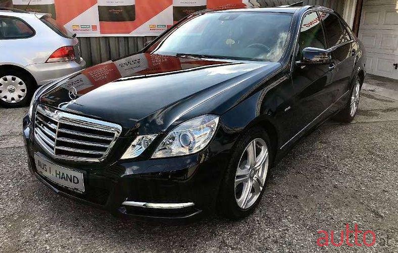 2012' Mercedes-Benz E-Klasse photo #1