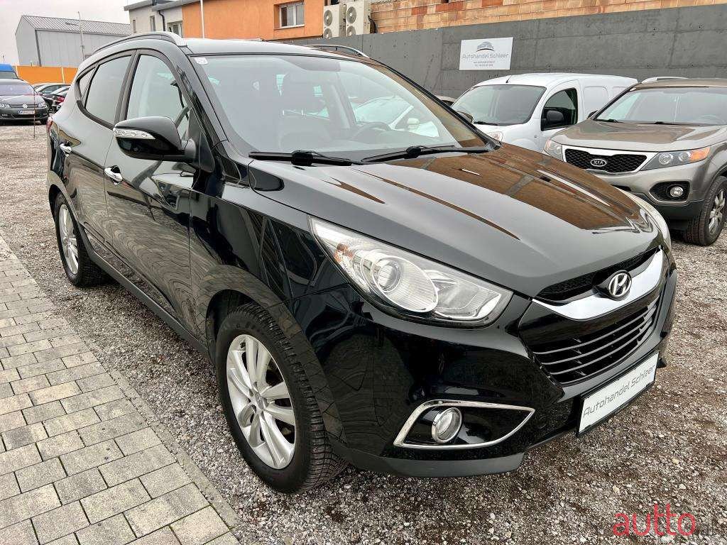 2011' Hyundai ix35 photo #6
