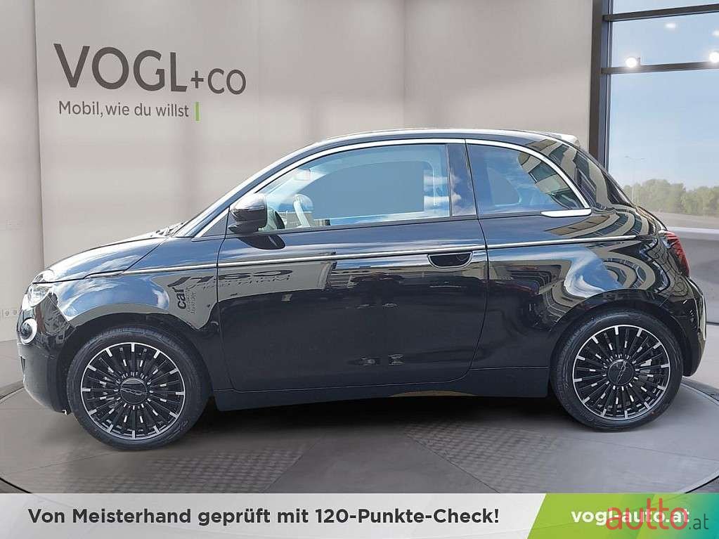 2024' Fiat 500C photo #2