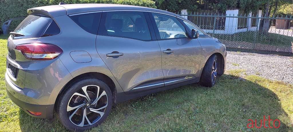 2017' Renault Scenic photo #3
