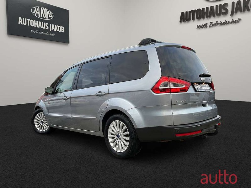 2015' Ford Galaxy photo #3