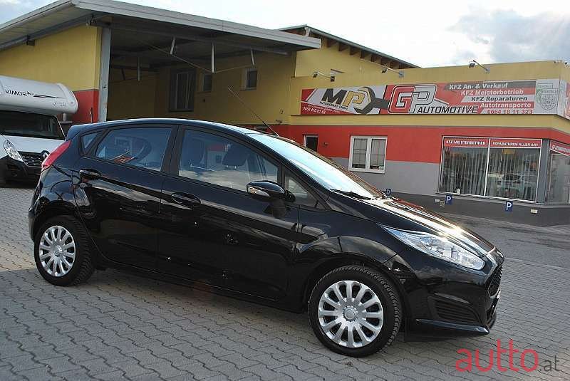 2017' Ford Fiesta photo #6