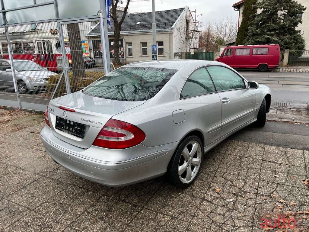 2004' Mercedes-Benz Clk-Klasse photo #4