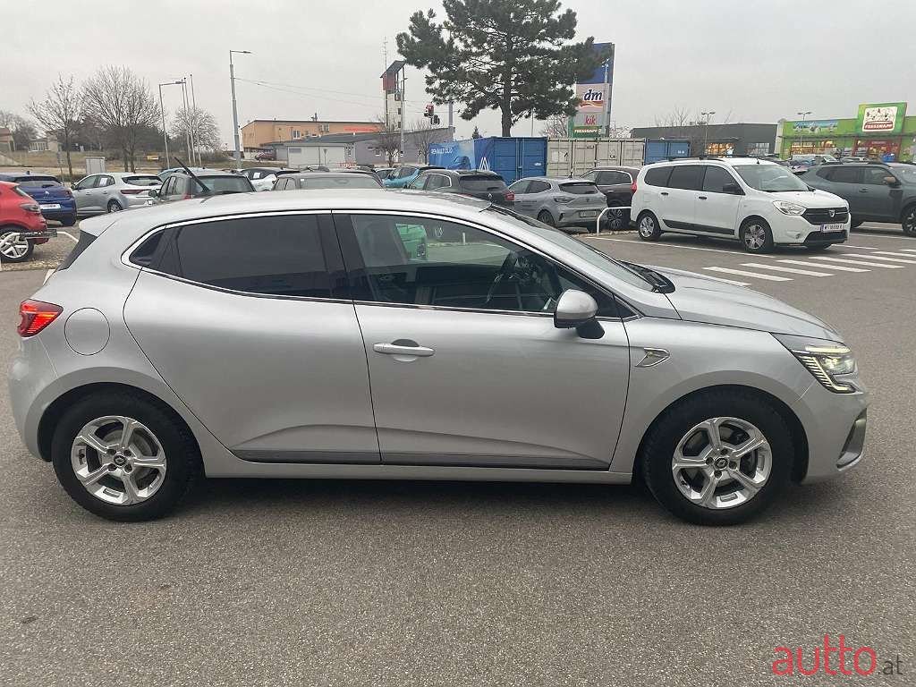 2021' Renault Clio photo #5