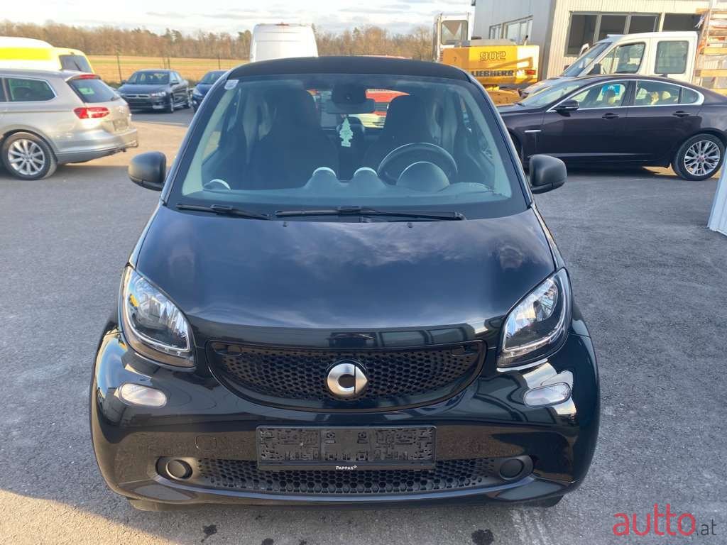 2018' Smart Fortwo photo #3