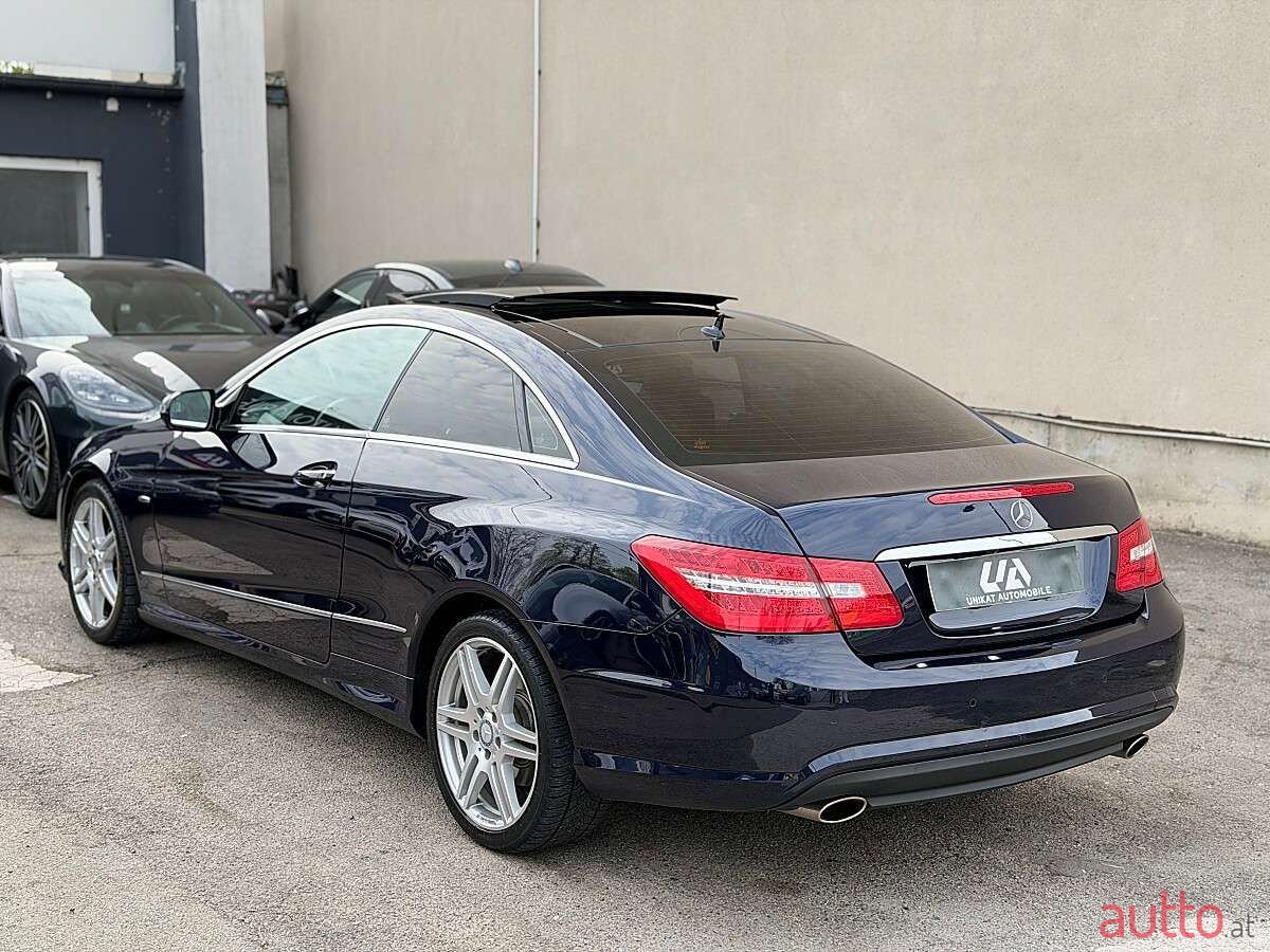 2010' Mercedes-Benz E-Klasse photo #4
