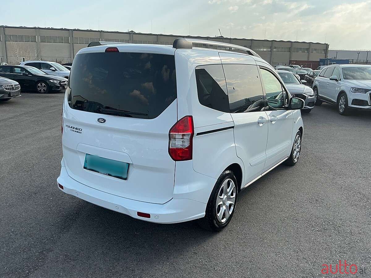 2018' Ford Tourneo photo #4