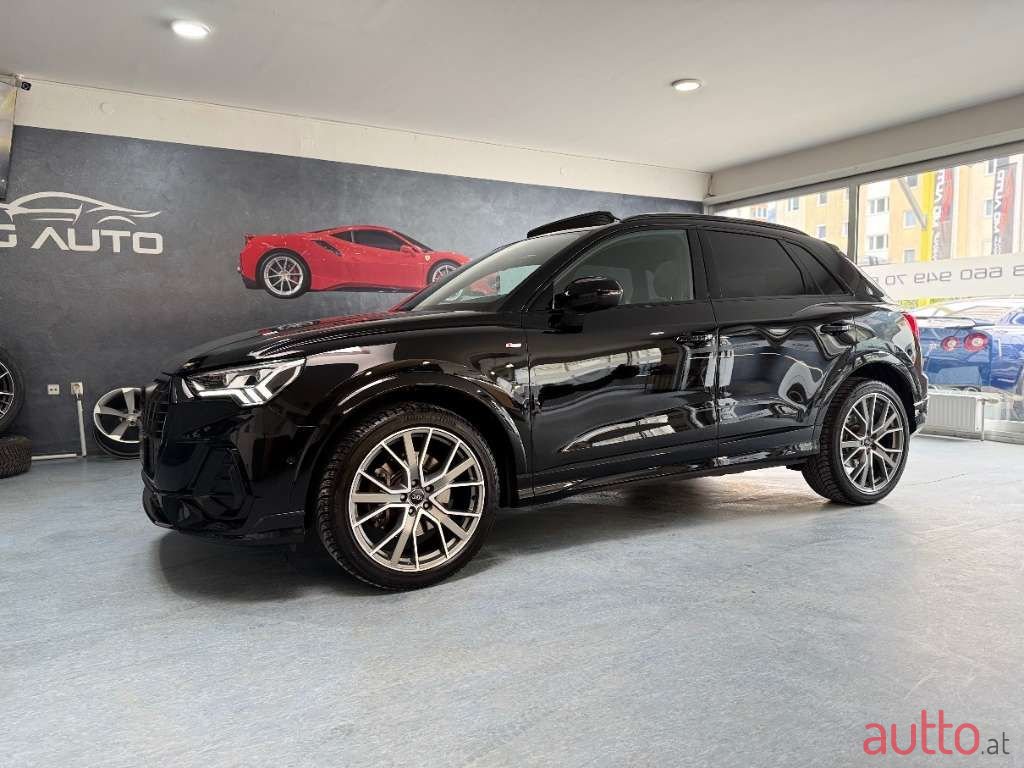 2021' Audi Q3 photo #2