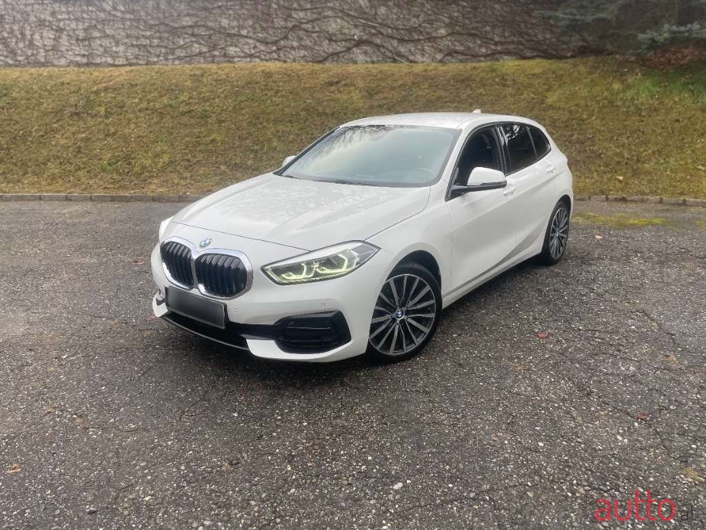 2021' BMW 1Er-Reihe photo #2