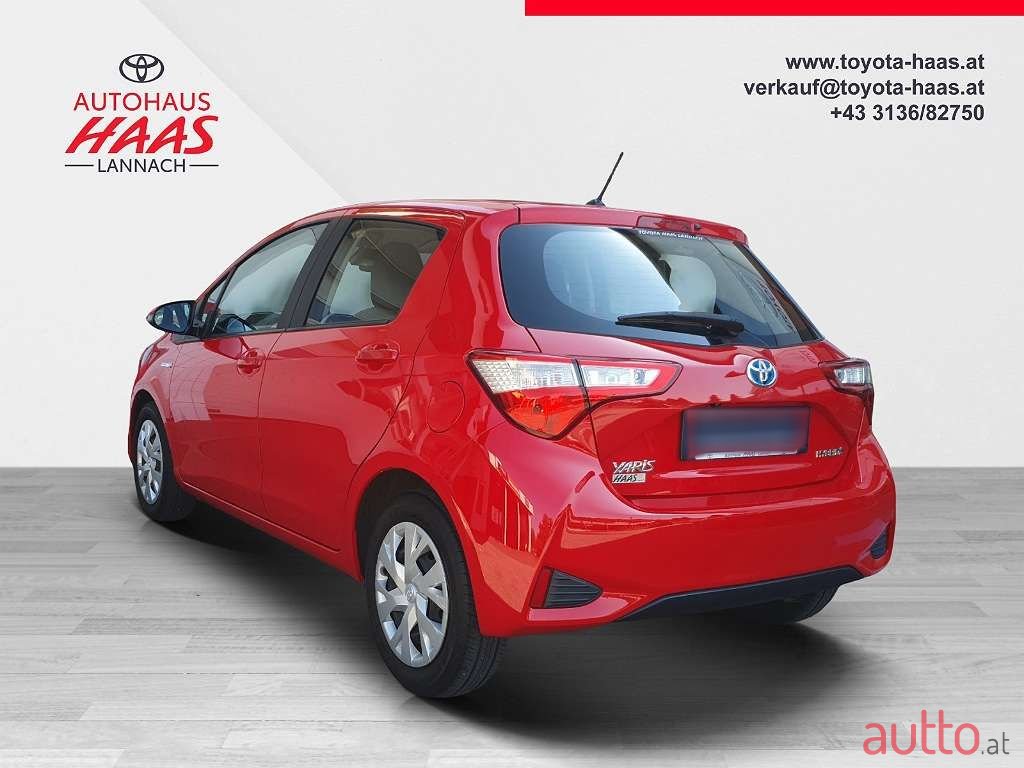 2020' Toyota Yaris photo #4