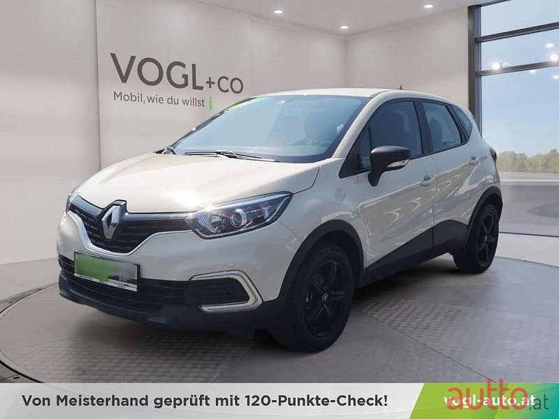 2019' Renault Captur photo #1