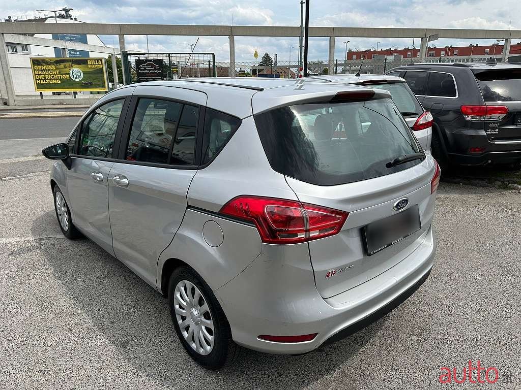 2015' Ford B-MAX photo #4