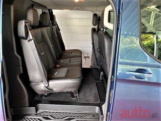 2021' Ford Tourneo photo #2