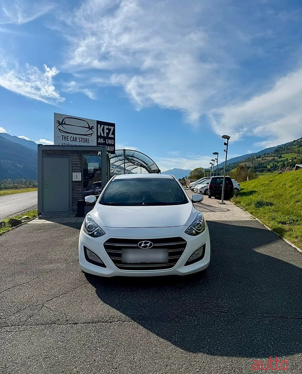 2016' Hyundai i30 photo #2