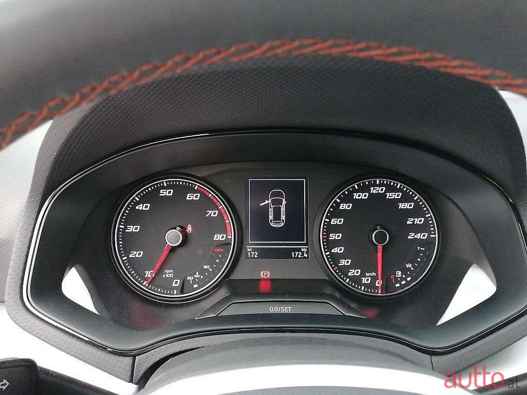 2021' SEAT Arona photo #5