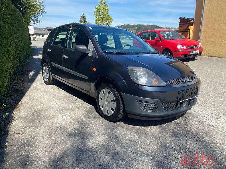 2006' Ford Fiesta photo #1