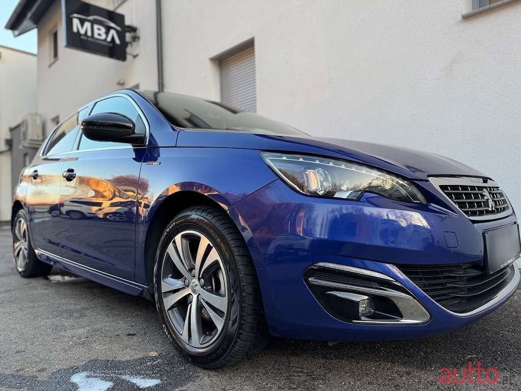 2015' Peugeot 308 photo #6