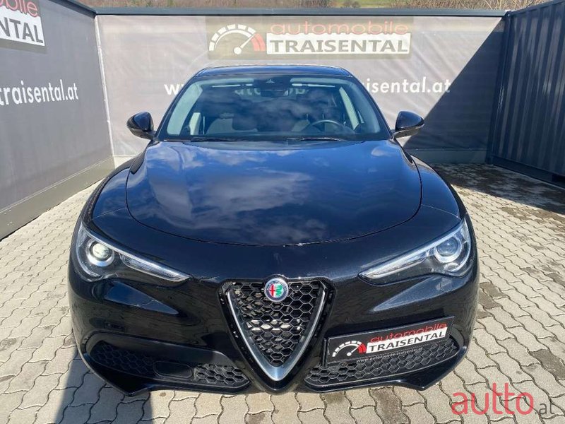 2020' Alfa Romeo Stelvio photo #5