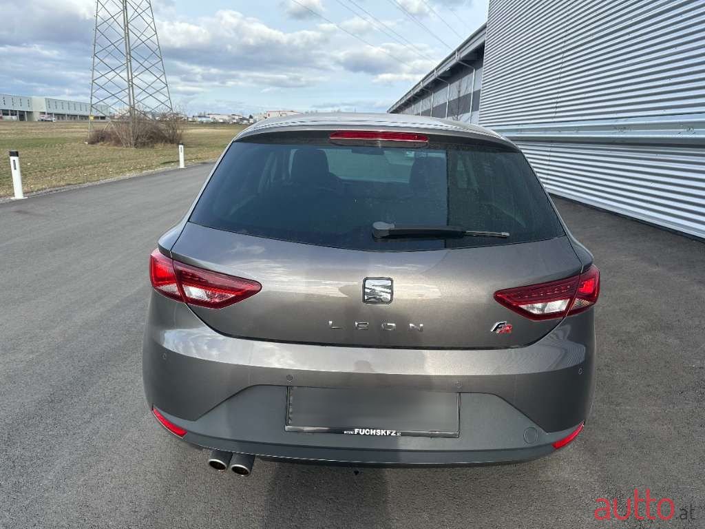 2014' SEAT Leon photo #6