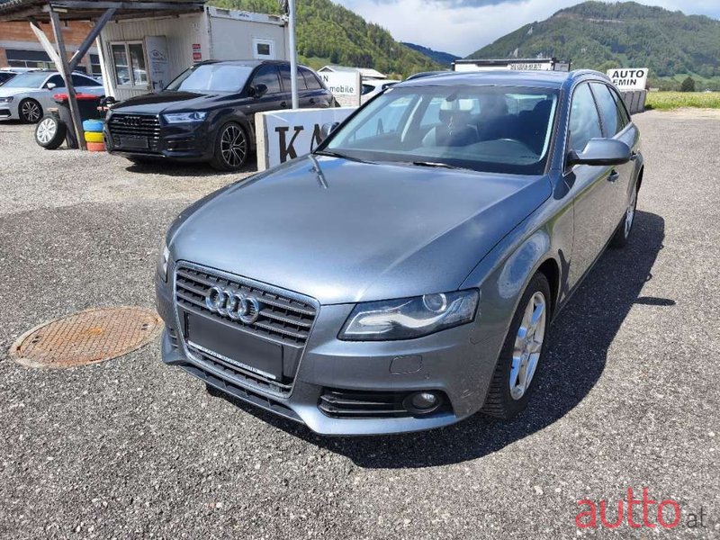 2011' Audi A4 photo #3