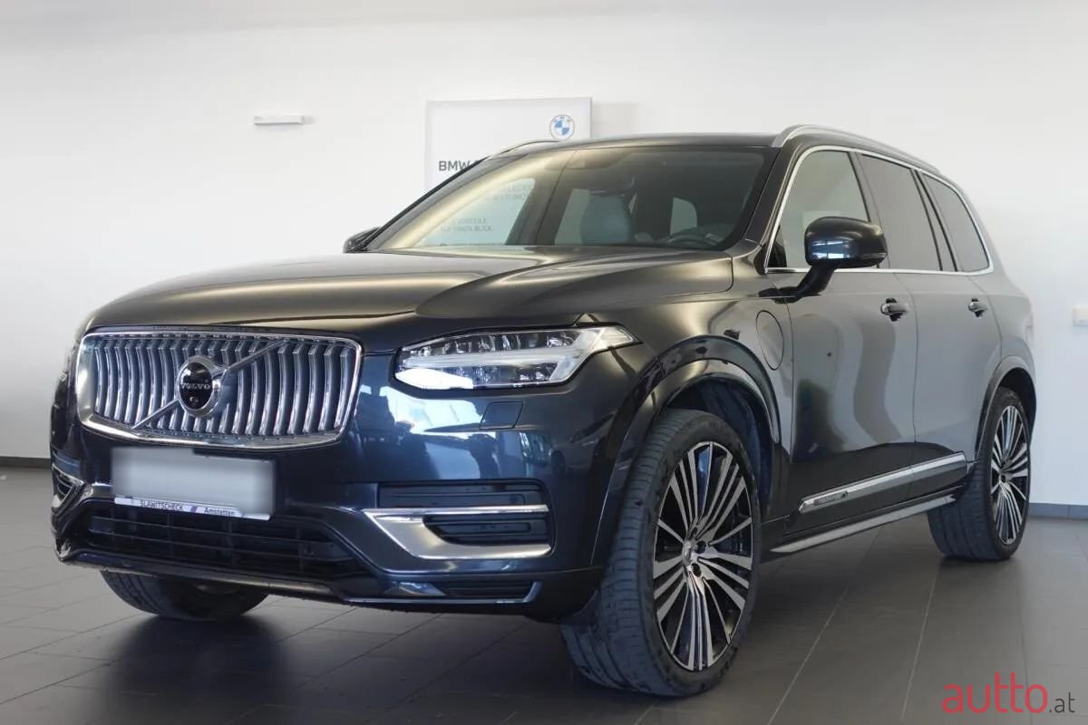 2022' Volvo XC90 photo #1