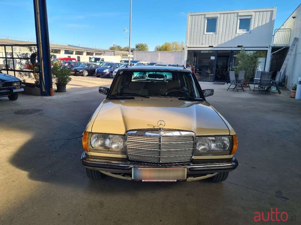 1985' Mercedes-Benz 230TE W123 photo #2