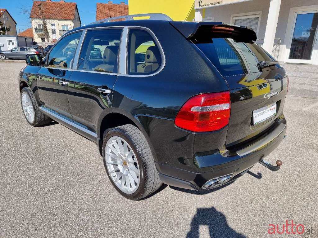 2008' Porsche Cayenne photo #6