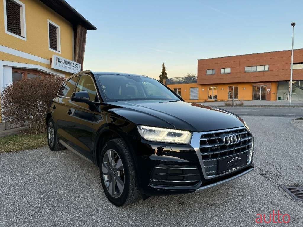 2019' Audi Q5 photo #4