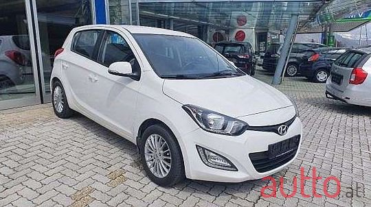 2013' Hyundai i20 photo #1