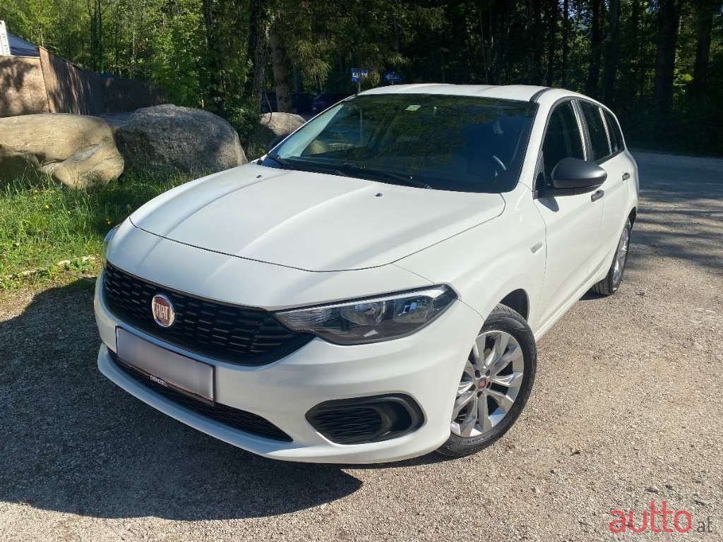 2018' Fiat Tipo photo #2