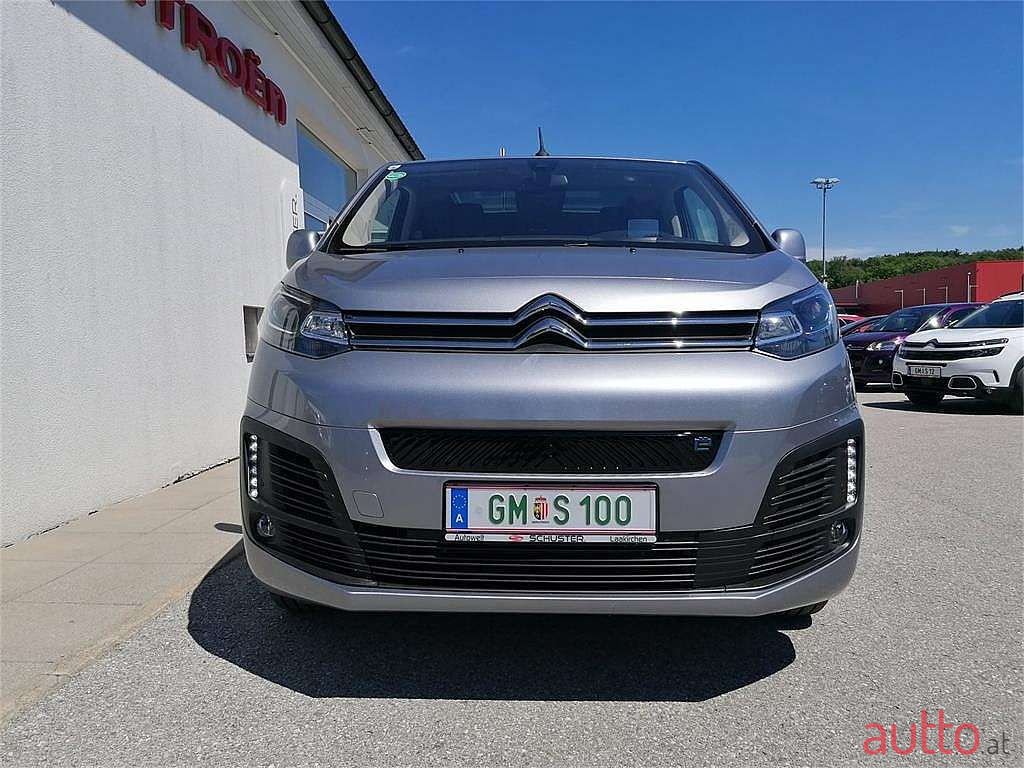 2021' Citroen Spacetourer photo #2