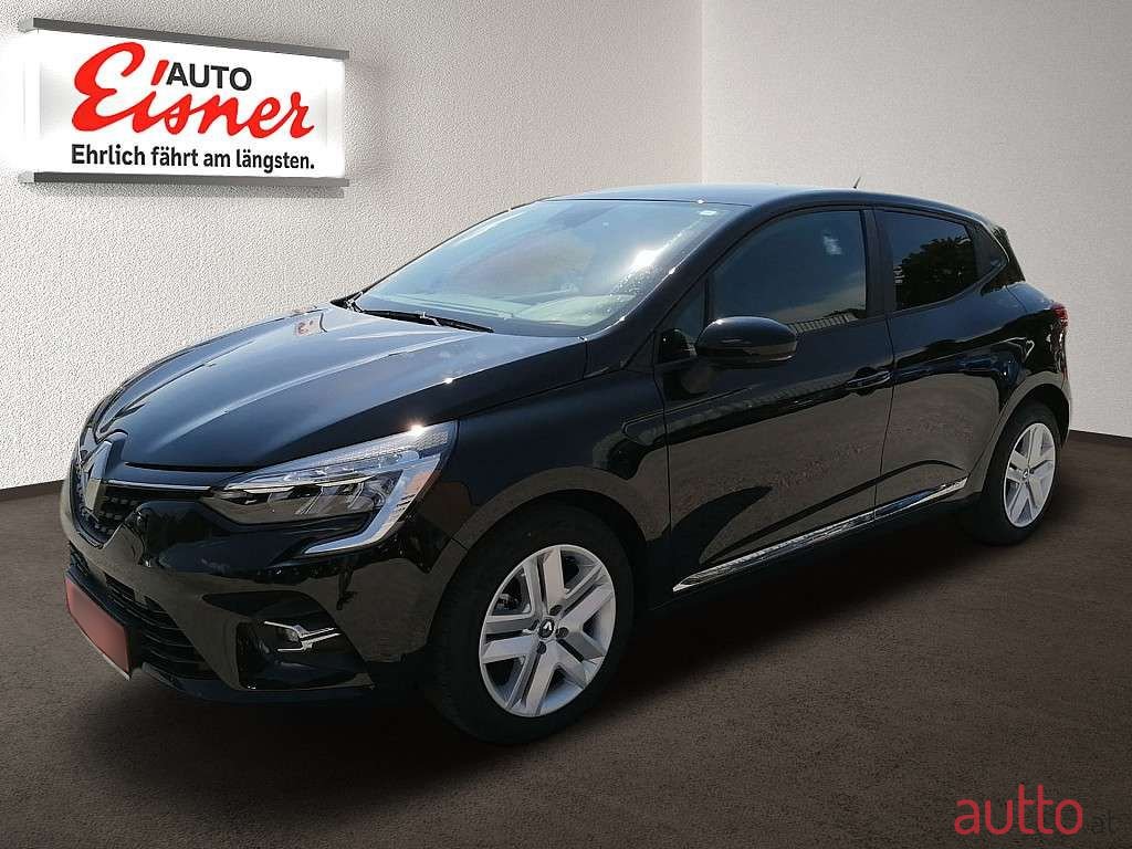 2022' Renault Clio photo #2