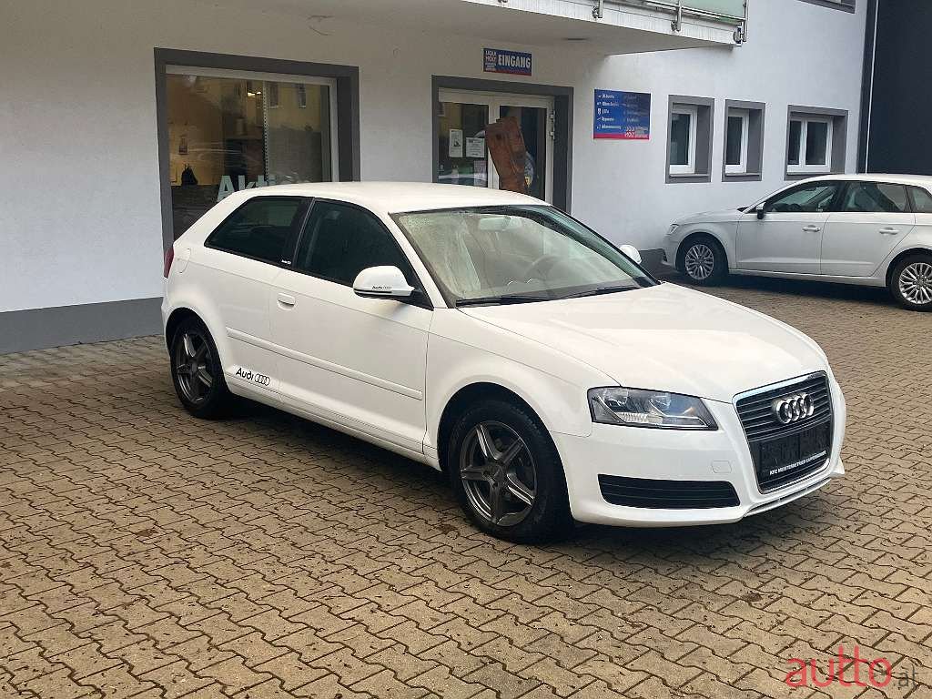 2010' Audi A3 photo #2