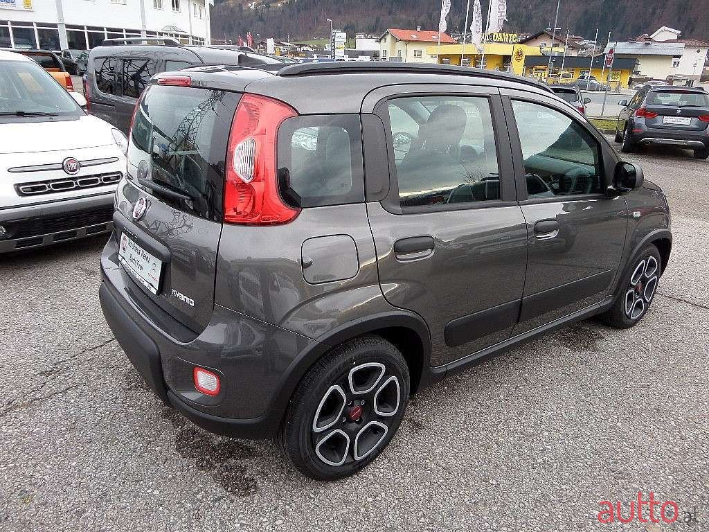 2021' Fiat Panda photo #6
