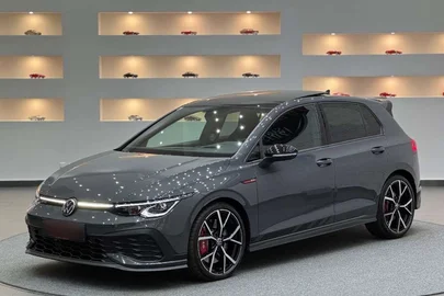 2021' Volkswagen Golf