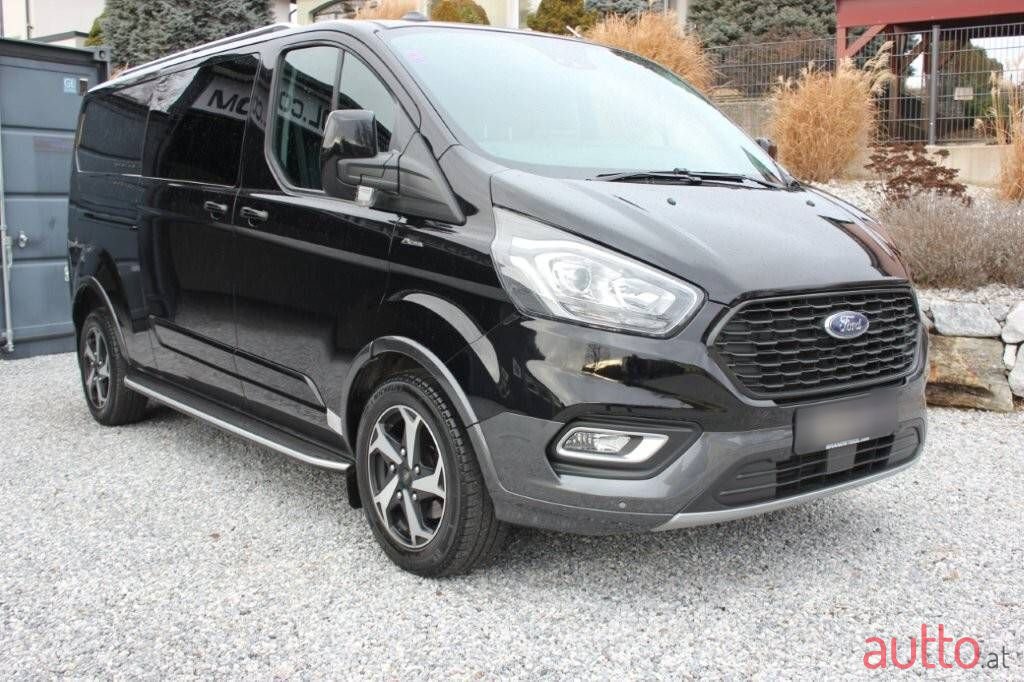 2022' Ford Transit Custom photo #3
