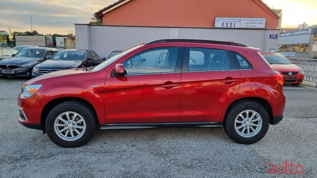 2017' Mitsubishi ASX photo #4