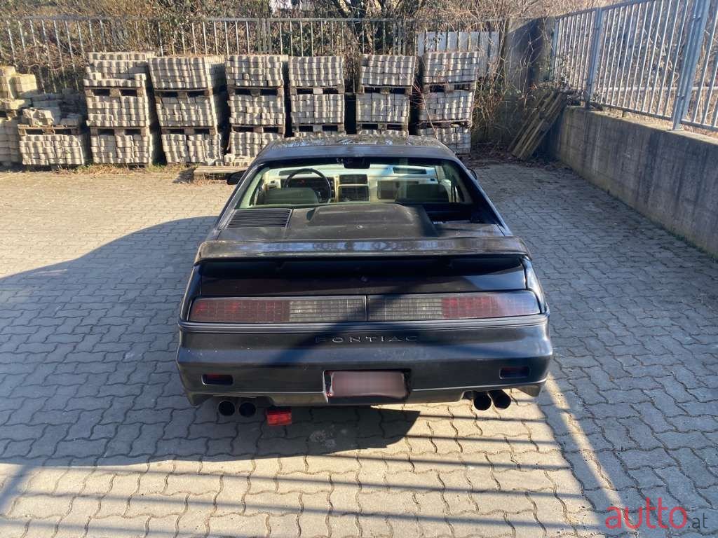 1986' Pontiac Fiero photo #5