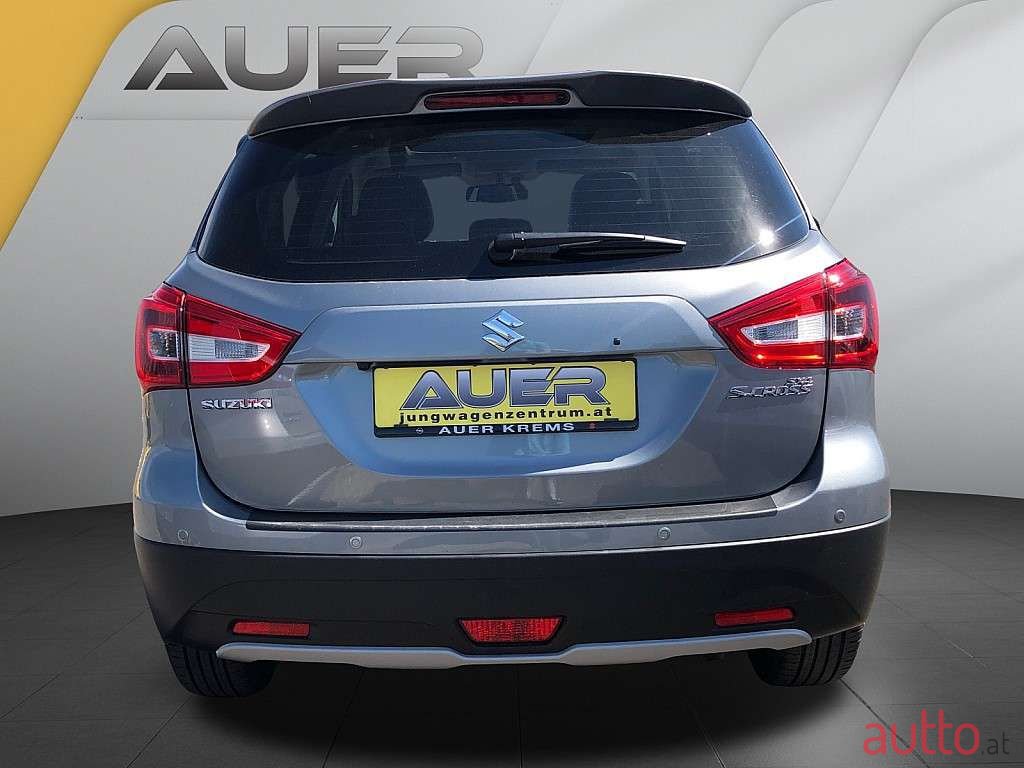 2021' Suzuki SX4 photo #4