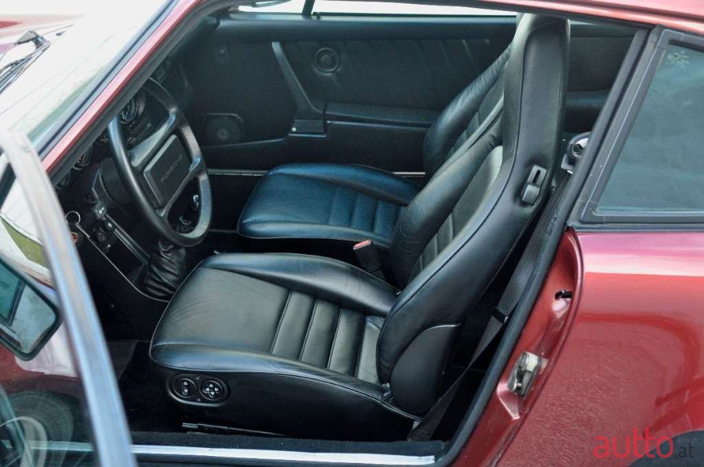 1985' Porsche 930 photo #6