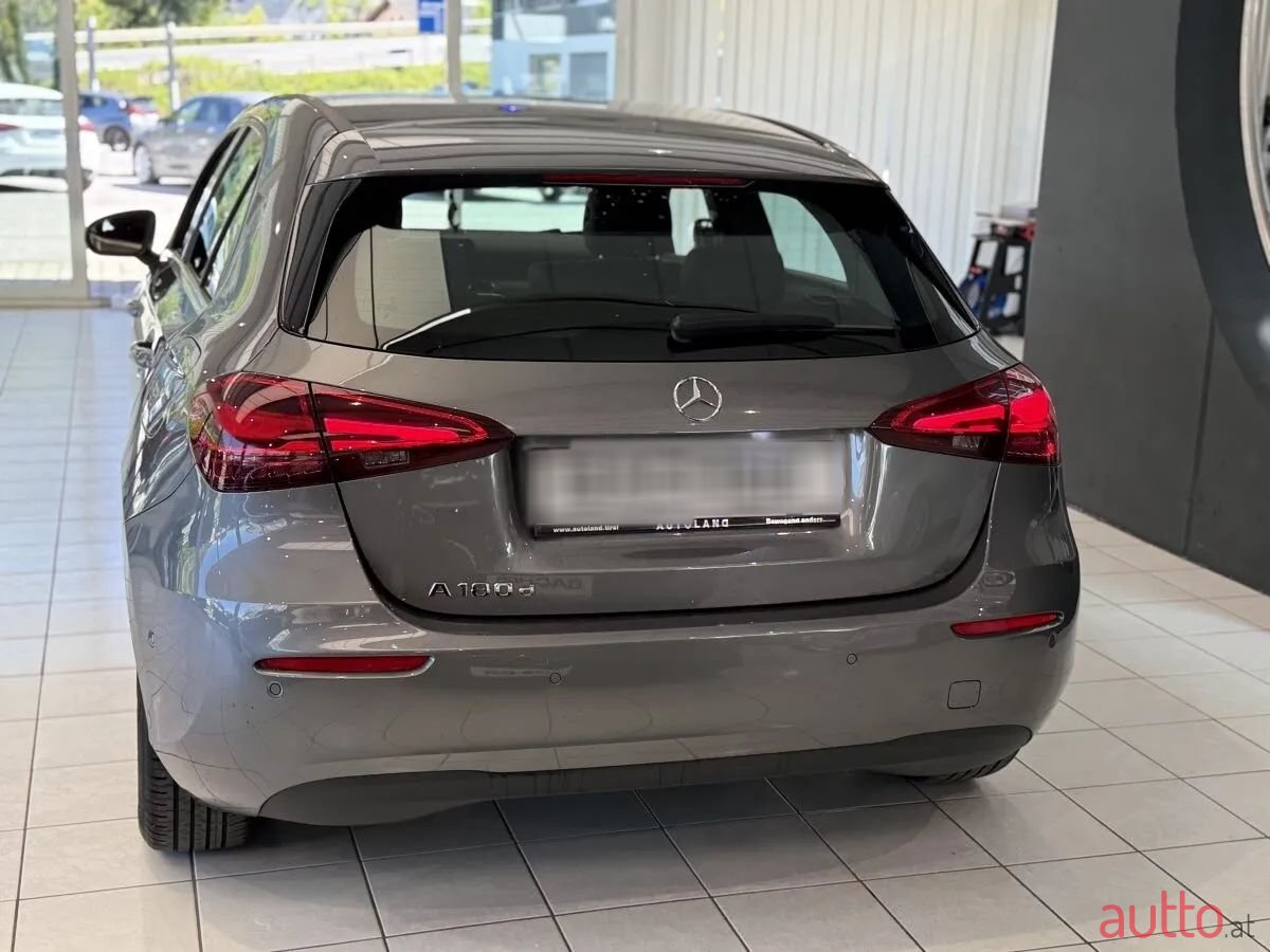 2023' Mercedes-Benz A-Klasse photo #5